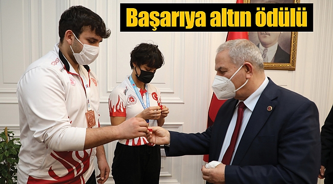 Başarıya altın ödülü