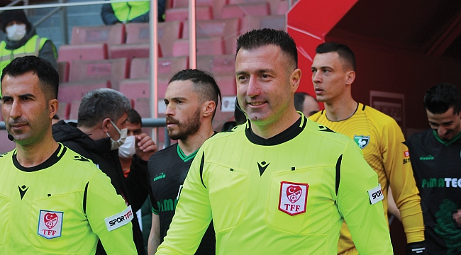 Yine yaptı yapacağını!