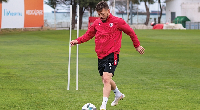 Alaaddin form tutuyor