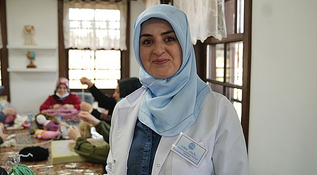 İşte üreten kadınlar