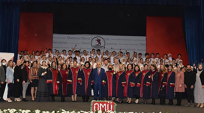 Üniformalarını giydiler