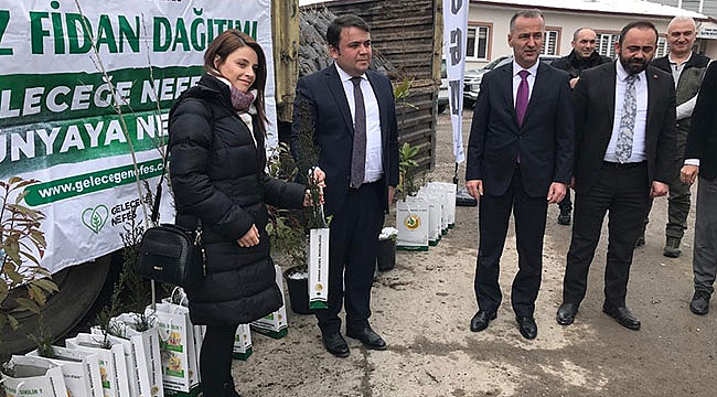 Vatandaşa 14 bin 250 fidan dağıtıldı