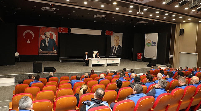 Zabıta personeli ile toplantı yaptı