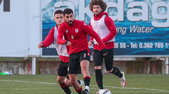 ARA TRANSFERDE SINIFTA KALDIK!