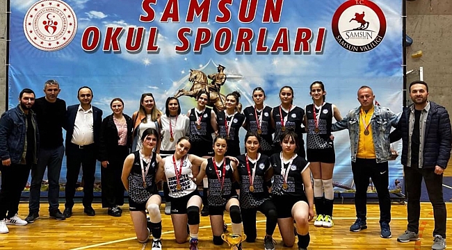 Şampiyon Ali Fuat Başgil