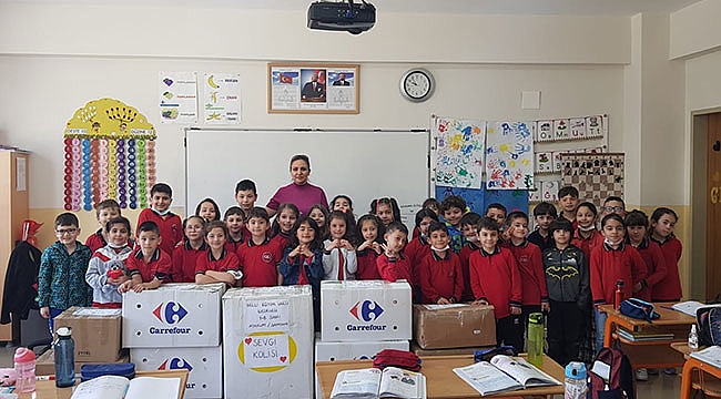 Sevgi kolileri yola çıktı