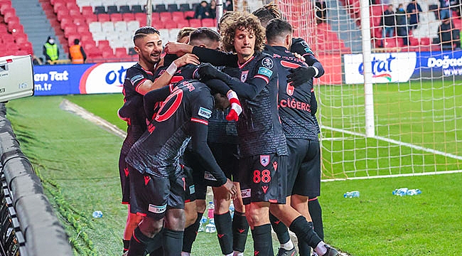 SÜPER LİG AŞKINA OYNA