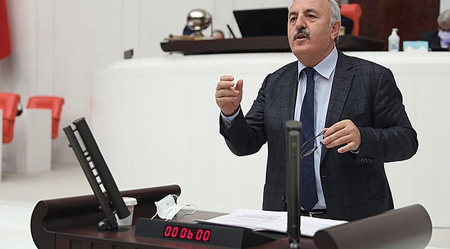 TL yerlerde sürünüyor