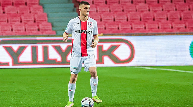 Yunus Emre’ye tam not