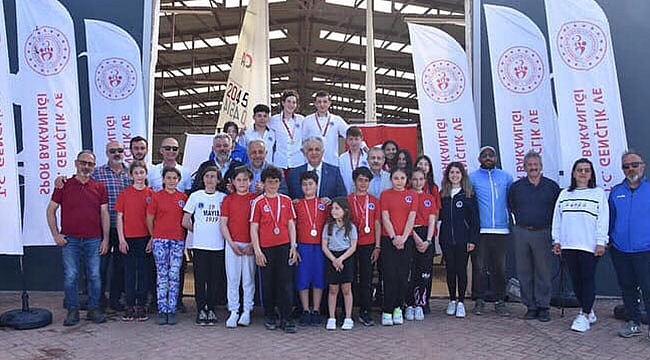 40 sporcu madalyaya yelken açtı