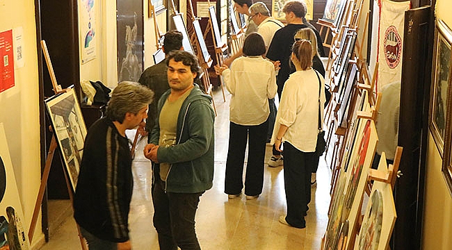 Atatürk sergisi görücüye çıktı