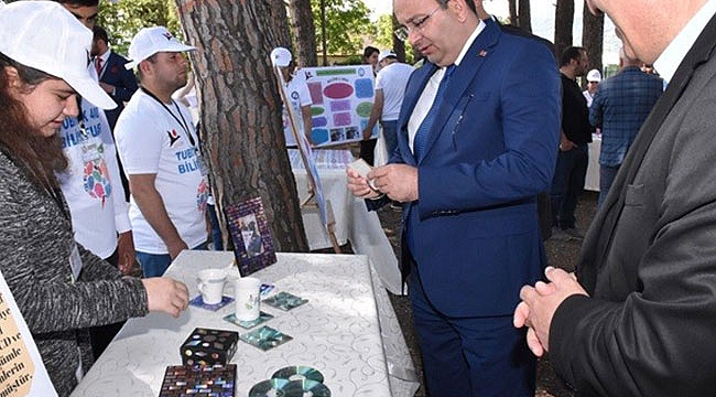 Bafra’da okulda bilim fuarı