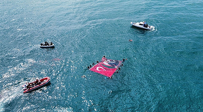 Birgül Erken'den 19 Mayıs dalışı