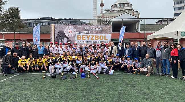 Çarşamba Türkiye üçüncüsü