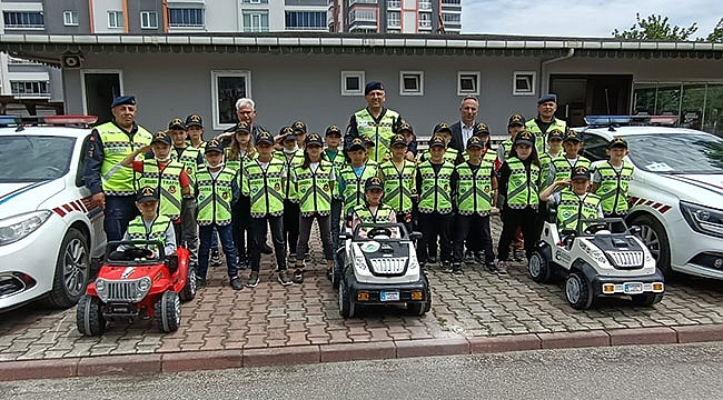 Çocuklara trafik eğitimi