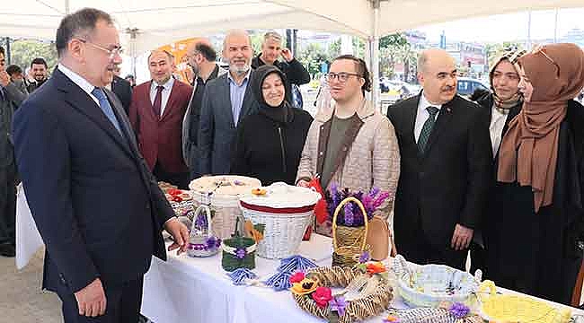 Engellilerin el emekleri bu sergide