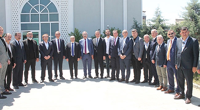 ‘Esnafımız olmazsa olmaz’