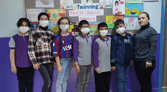 Kendi dünyalarını çizdiler