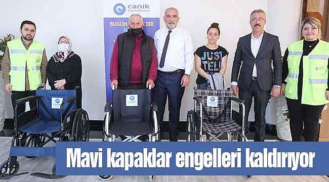 Mavi kapaklar engelleri kaldırıyor