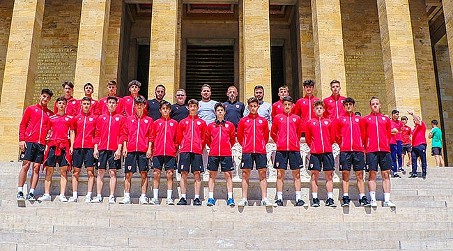 U16 Ata’nın huzuruna çıktı