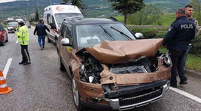 Zincirleme kaza trafiği kilitledi