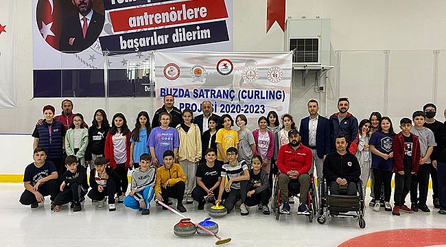 720 öğrenci curlingle tanıştı