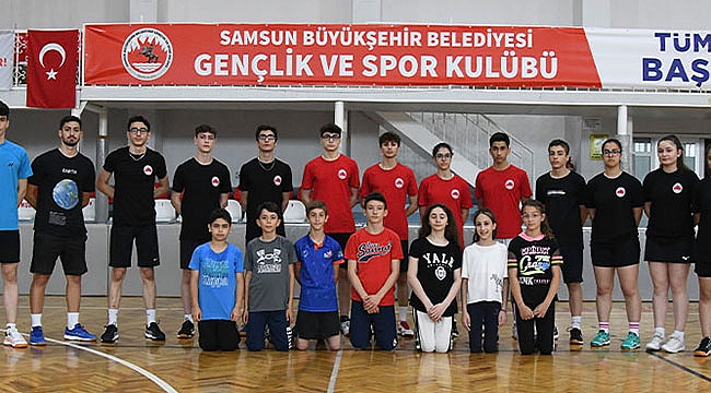 Badmintoncular madalyaya odaklandı