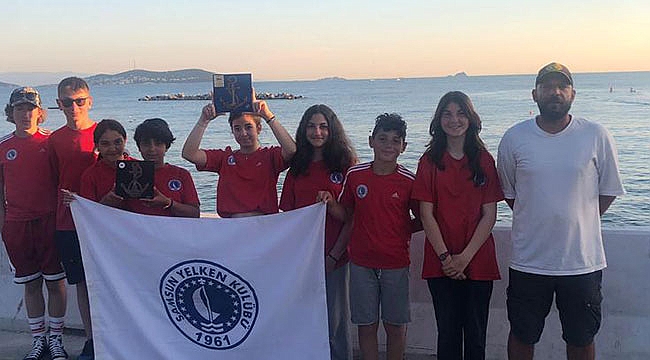 Begüm’den İstanbul’da ikincilik