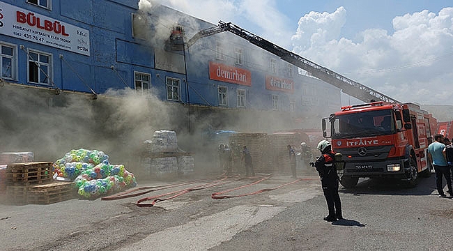 Gıda Borsası’ndaki yangın 4 saat sürdü