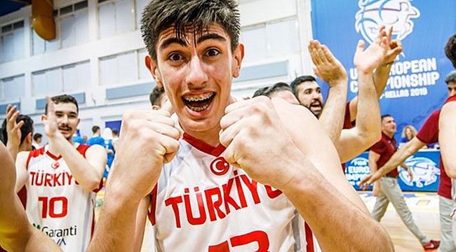 Göktuğ Baş milli takımda