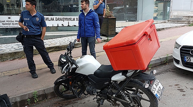 Kurye ile yaya yaralandı