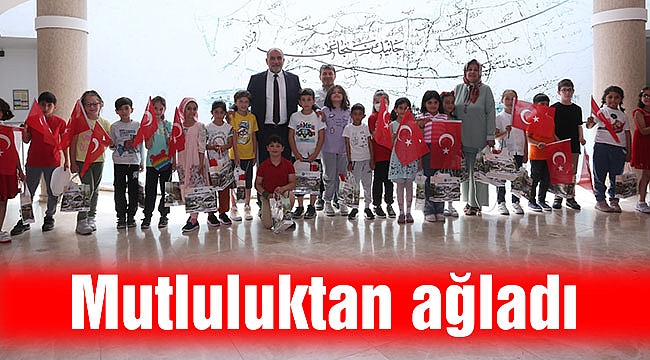 Mutluluktan ağladı