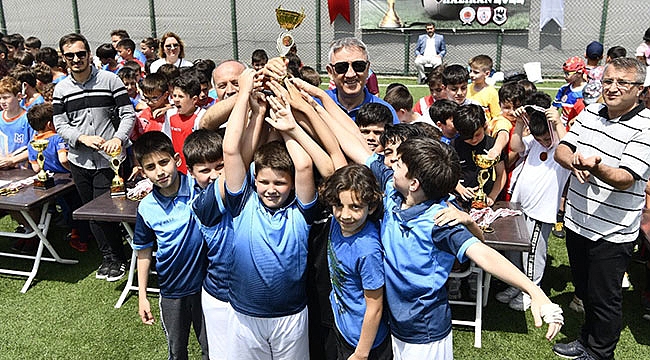 Şölen gibi turnuva