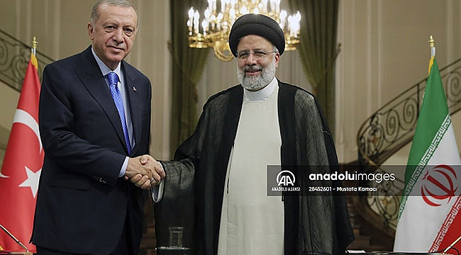 30 miyar dolarlık hedef Tahran’da imzalar atıldı