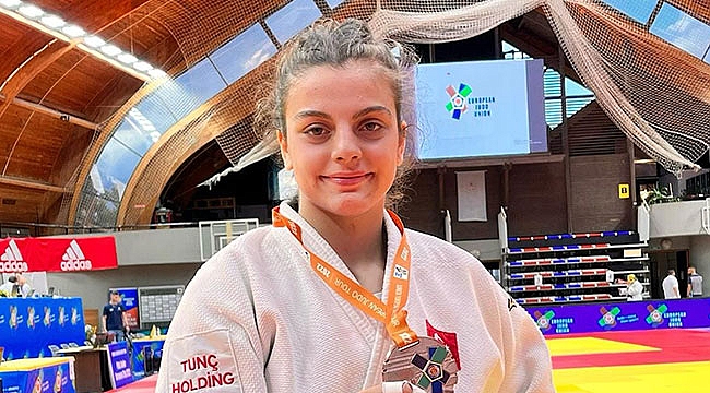 Ayten Avrupa üçüncüsü