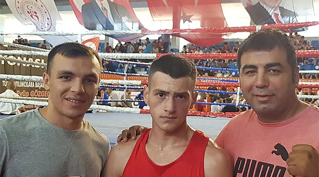 Boksörlerin gözü madalyada