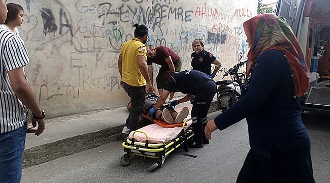 Elektrikli bisiklet kaldırıma çarptı