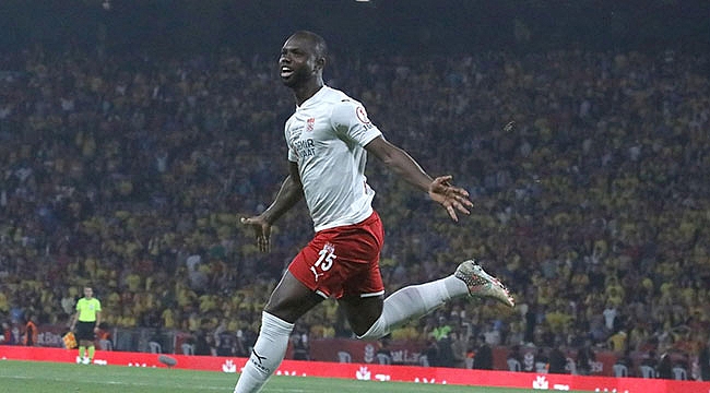 Konate Samsunspor'a mı geliyor? İşte cevabı...