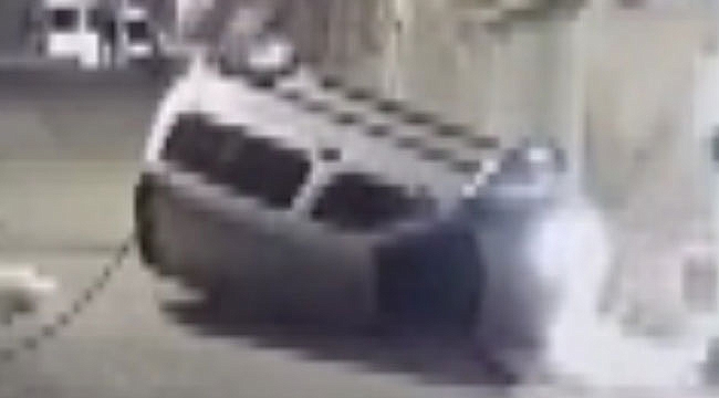 Samsun’da otomobilin devrildiği kaza güvenlik kamerasına yansıdı