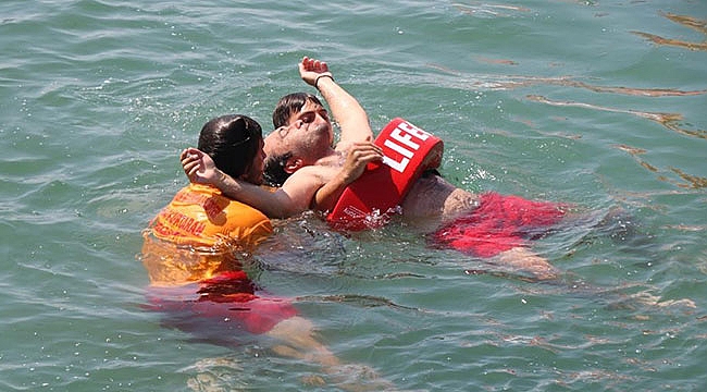 SAMSUN VALİLİĞİ UYARDI: Denize girmeyin