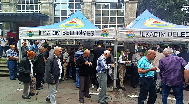 Şehitler için 3 bin lokma tatlısı