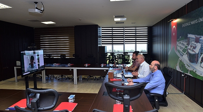 Türkçenin akademik dil olması için uğraşıyoruz