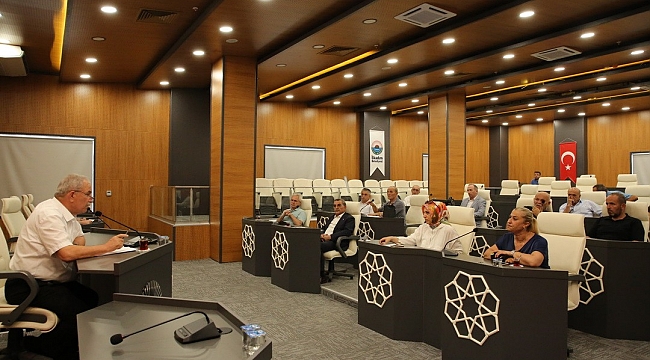 Mahalle muhtarlarıyla bir araya geldi