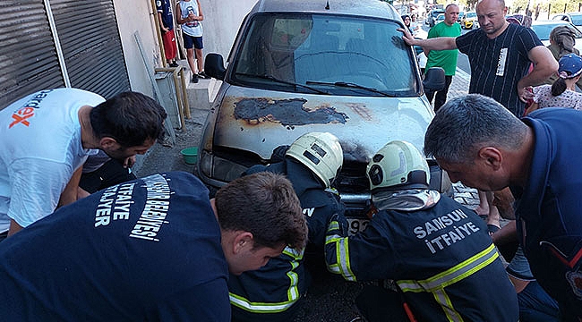 Park halindeki araç yandı