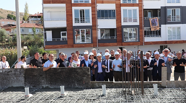 Acar ailesi cami yaptırdı