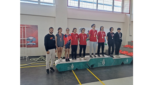 Badmintonun şampiyonları belli oldu