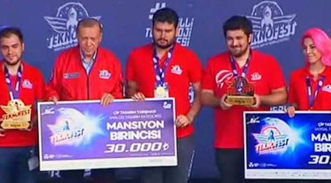 Başarılı öğrencileri kutladılar