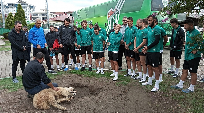 Çarşambaspor kurban kesti