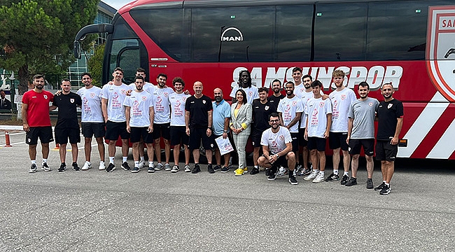 Dev adamlar kampa gitti