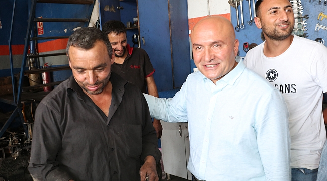 Erhan Usta’dan esnaf ziyareti